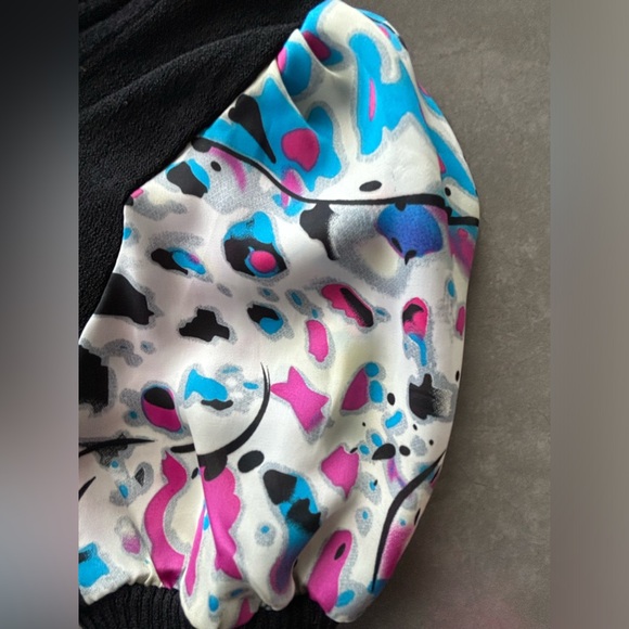 Yuca Paris Women’s Midi Stretchy Knit Black V Neck Bodycon Dress Puff Sleeves S - Picture 9 of 10